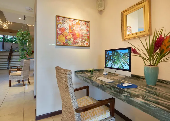 Jardin Del Eden Boutique (adults Only)